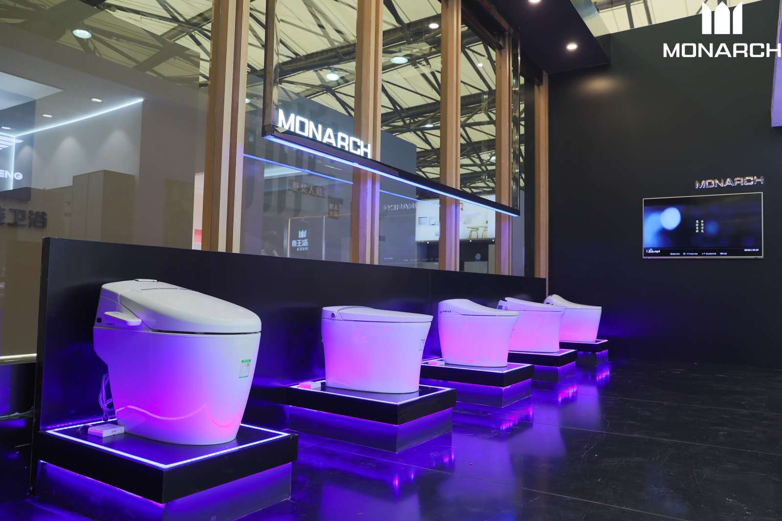 yp街机洁具全新智能马桶