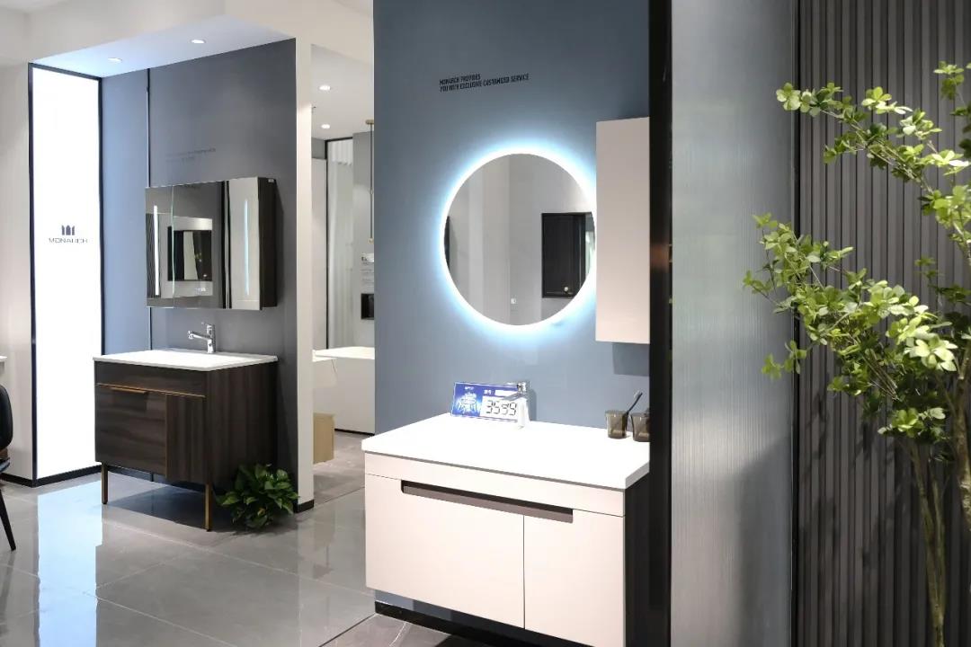 一个好终端，它的每一处空间都应该是萦绕着消费者的生理需要去设计的。让店面成为说服公共产生消费行为的利器，让终端尽可能的展示其推进业绩大幅转化的贸易价值，正是yp街机洁具“三好店面”的战术意思地点。